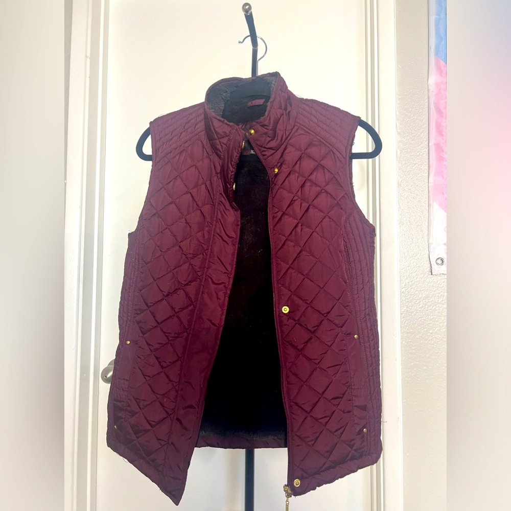 Maroon women’s Vest